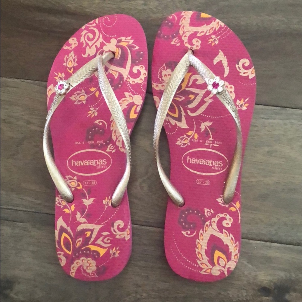Never worn Brazilian havaiana flip flops